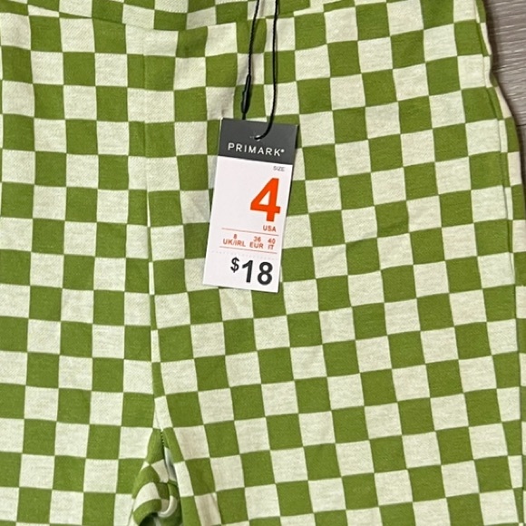 Primary high rise flare leg checkered green pants | size 4 | NWT | Trendy, Retro - Picture 3 of 3